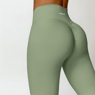 Conquer Leggings - Fern