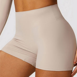 Conquer Shorts - Cream