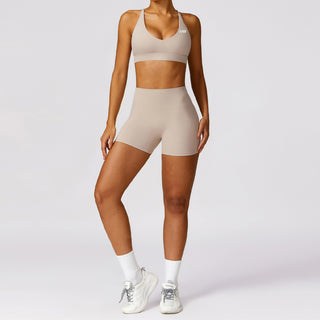 Conquer Shorts - Cream
