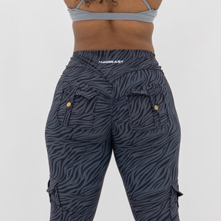 Curve Cargo EVO Leggings Pattern - Charcoal Zebra