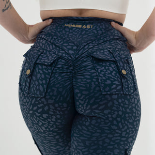 Curve Cargo EVO Leggings Pattern - Navy Cheetah