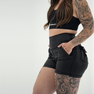 Curve Cargo EVO Shorts Pattern - Black Python