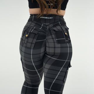 Curve Cargo Leggings Pattern - Charcoal Gingham
