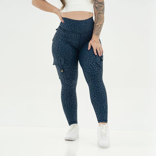 Curve Cargo Leggings Pattern - Navy Cheetah
