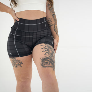 Curve Cargo Shorts Pattern - Charcoal Gingham