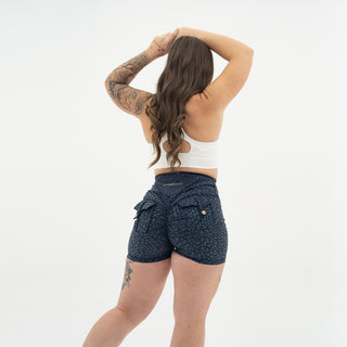 Curve Cargo Shorts Pattern - Navy Cheetah