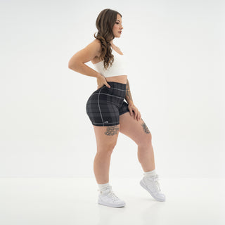 Curve Classic Shorts - Charcoal Gingham