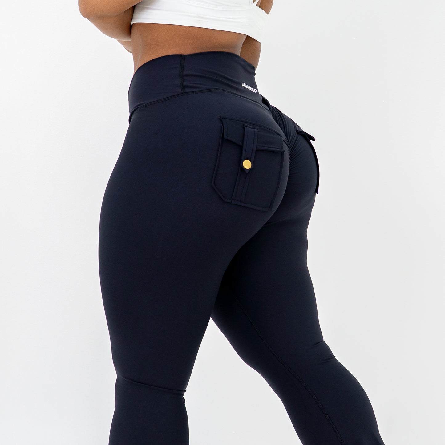 Curve-V Cargo Flare Leggings