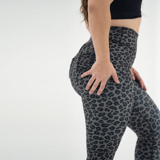 Curve X Leggings Pattern - Midnight Panther