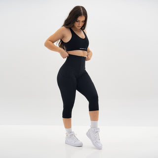 Defined Capris - Black