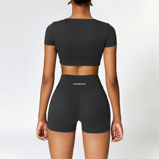 Endure Shorts - Black
