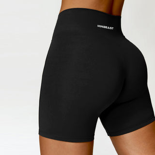 Revolve Shorts - Black