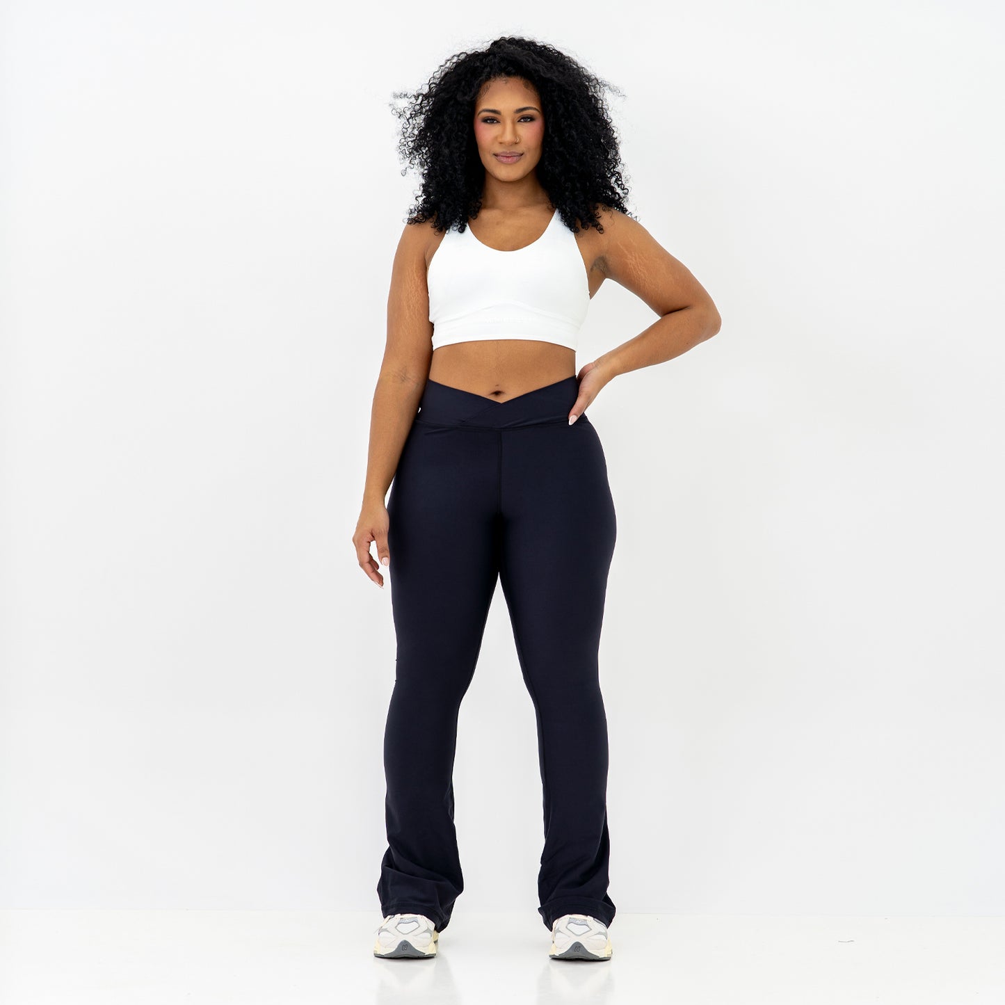 Shape-V Classic Flare Leggings