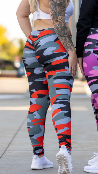 Curve Classic Leggings Pattern - Red Camo