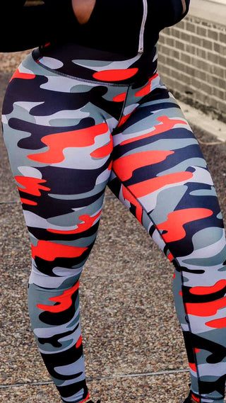 Curve X Leggings Pattern - Red Camo