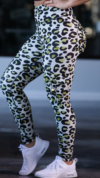 Curve Cargo Leggings Pattern - Safari