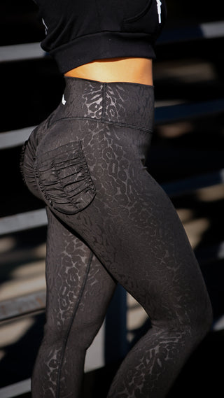 Curve X Leggings Pattern - Black Leopard