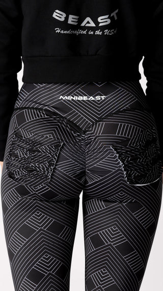 Curve X Leggings Pattern - Carbon Weave
