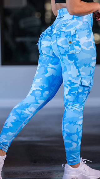 Curve Cargo Leggings Pattern - Aqua Camo