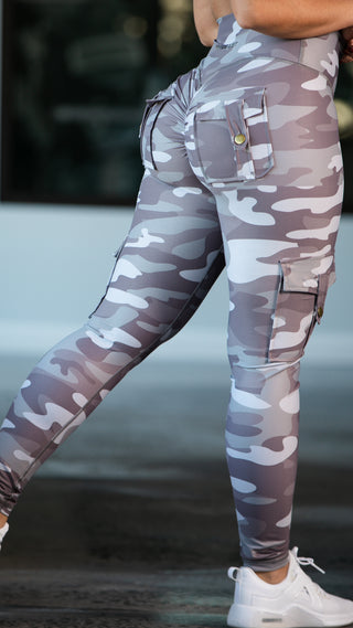 Curve Cargo Leggings Pattern - Urban Camo