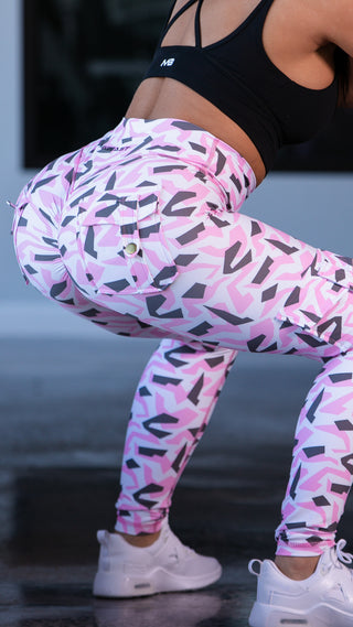 Curve Cargo Leggings Pattern - Pink Aztec