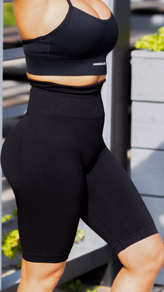 Assets V2 Shorts - Black